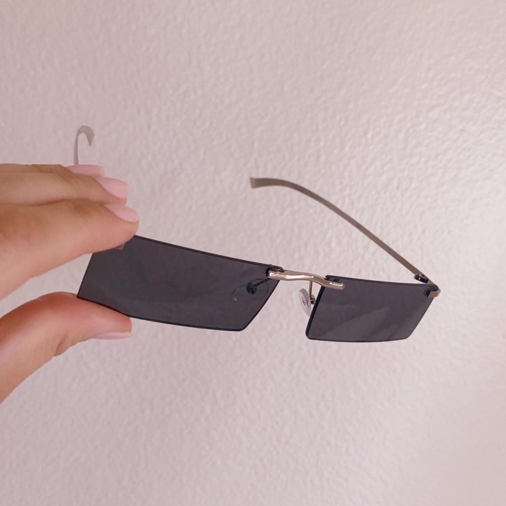Rectangle Sunnies in Black and Silver